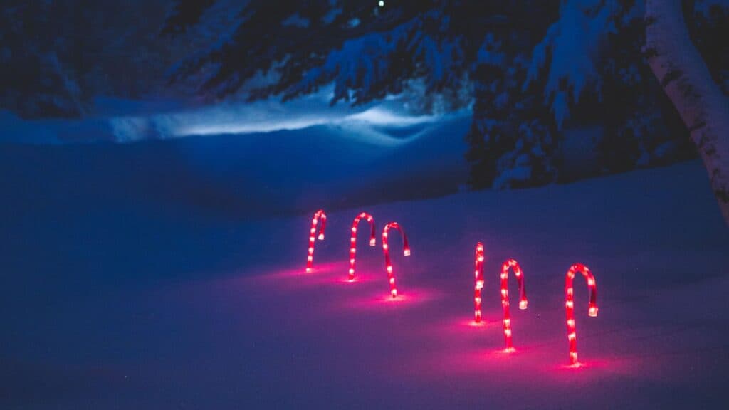 85 FREE DECEMBER 2021 CALENDAR WALLPAPERS TO DRESS YOUR TECH, Oh So Lovely Blog