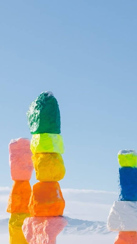 colorful stacked rocks in las vegas - wallpaper calendar