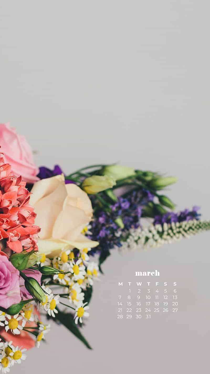 basket of pretty spring cut florals- March 2022 free desktop wallpaper