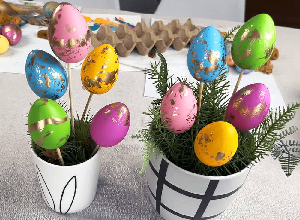 EASY DIY GOLD LEAF EASTER EGGS &#038; FRONT PORCH DECOR IDEAS!, Oh So Lovely Blog