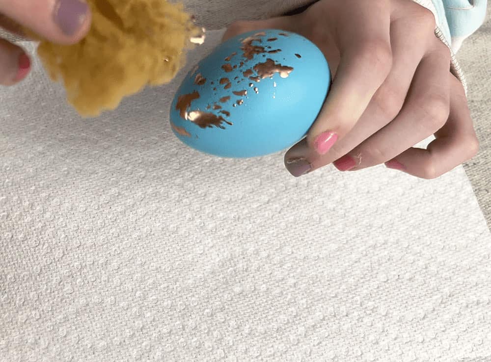 EASY DIY GOLD LEAF EASTER EGGS &#038; FRONT PORCH DECOR IDEAS!, Oh So Lovely Blog