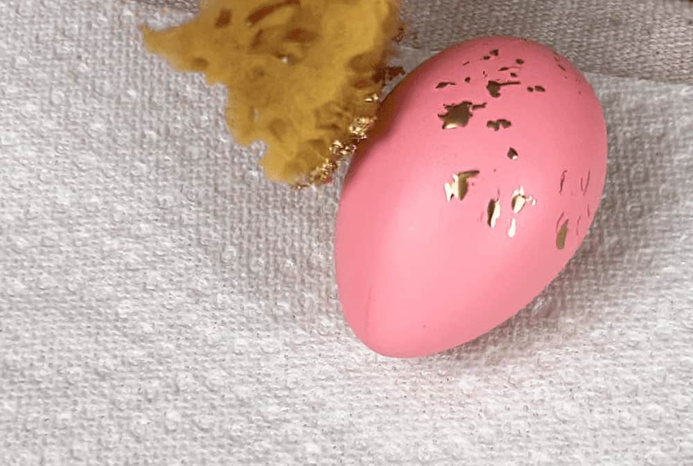 EASY DIY GOLD LEAF EASTER EGGS &#038; FRONT PORCH DECOR IDEAS!, Oh So Lovely Blog