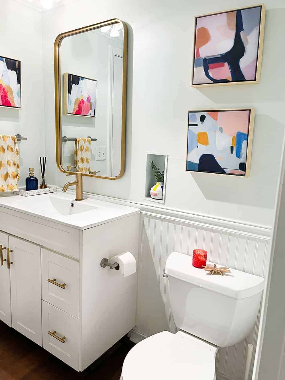 Half Bathroom Decor Ideas