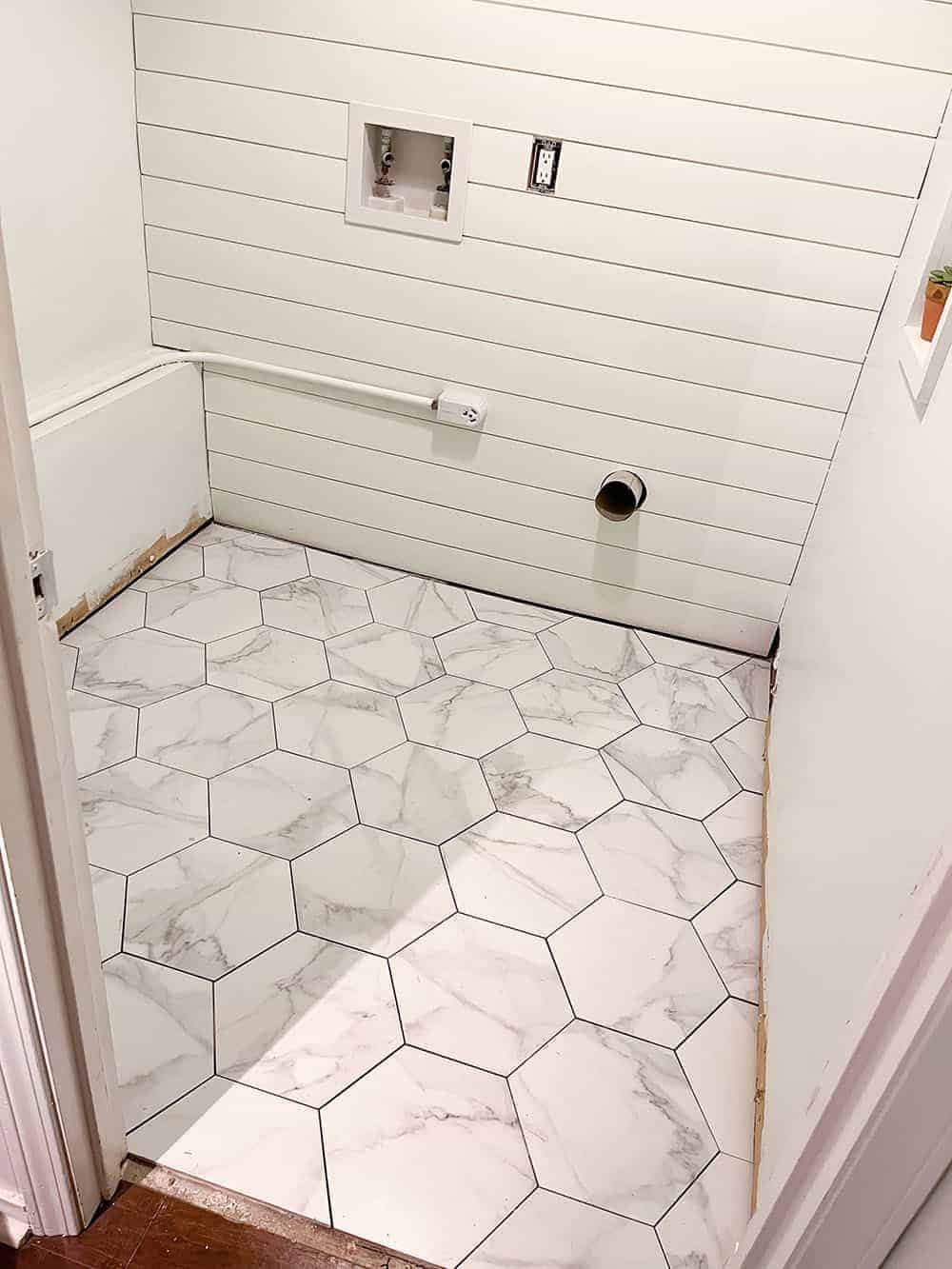 A DIY LAUNDRY ROOM RENOVATION ON A $500 BUDGET!, Oh So Lovely Blog