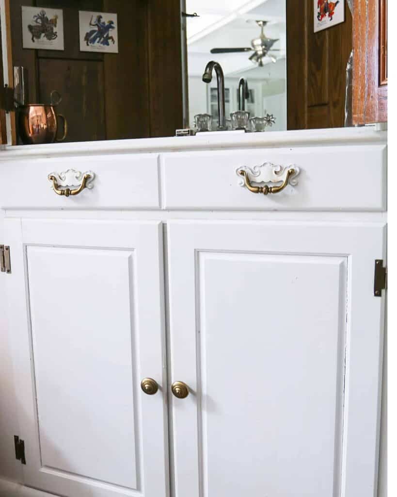 WET BAR REFRESH WITH DUTCH BOY PAINTS &#8211; AN AFFORDABLE DIY!, Oh So Lovely Blog