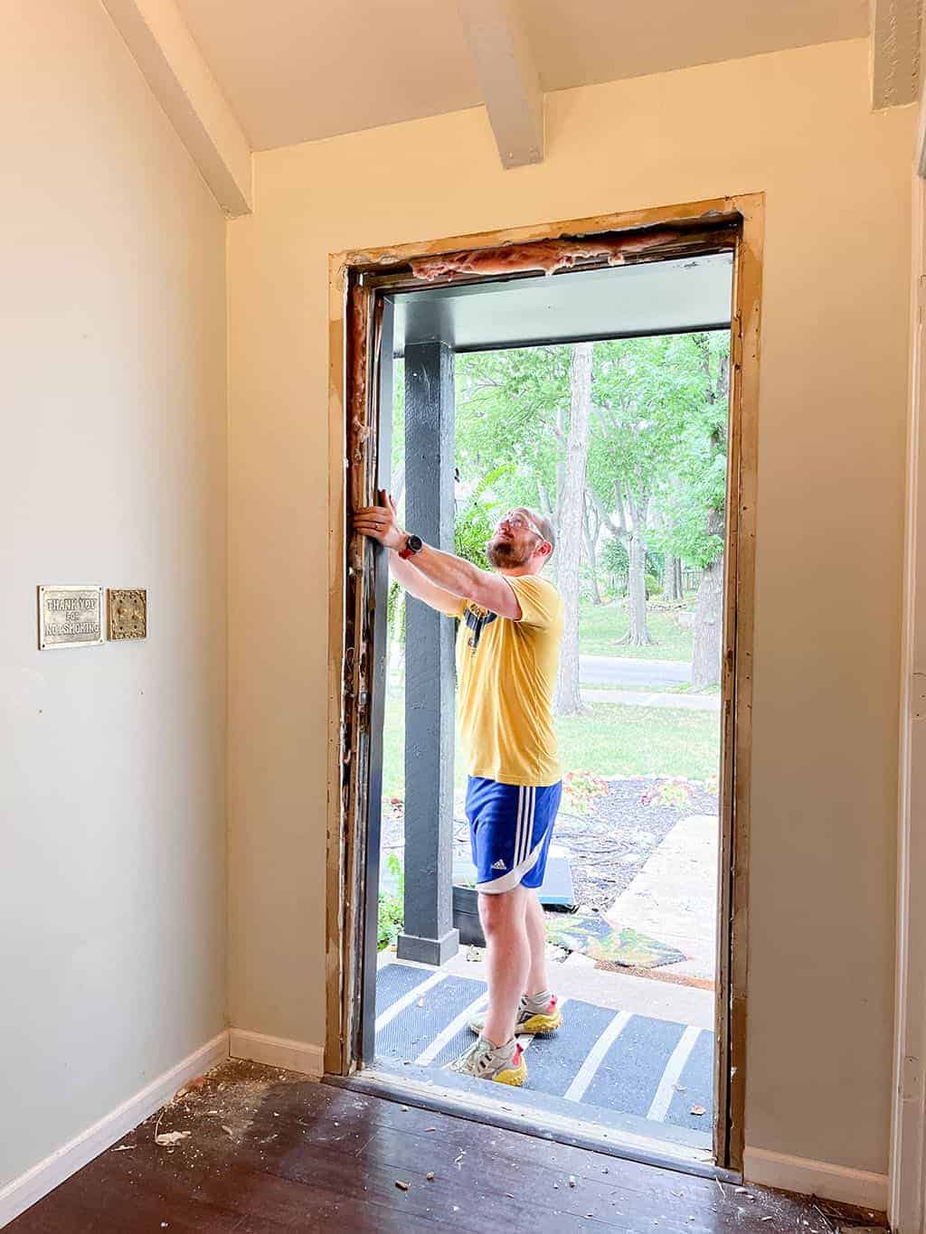 ENTRYWAY BEAM AND DOOR UPDATE – A DIY PROJECT WITH DUTCH BOY PAINTS!, Oh So Lovely Blog