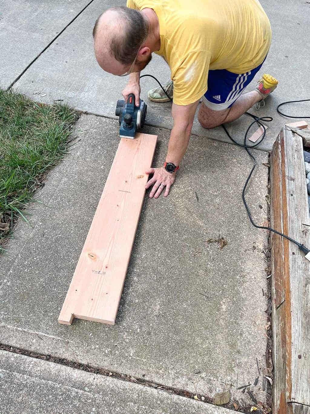 ENTRYWAY BEAM AND DOOR UPDATE – A DIY PROJECT WITH DUTCH BOY PAINTS!, Oh So Lovely Blog