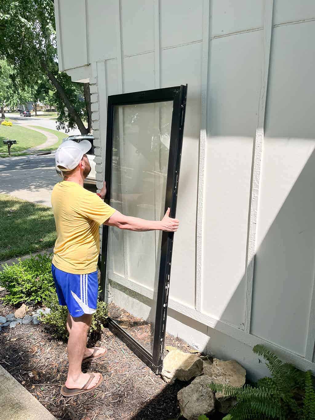 ENTRYWAY BEAM AND DOOR UPDATE – A DIY PROJECT WITH DUTCH BOY PAINTS!, Oh So Lovely Blog