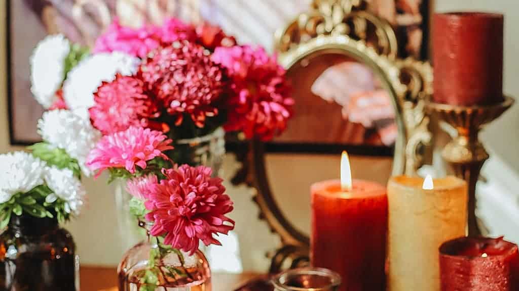 beautiful and colorful fall flowers and a candle with a vintage feel November 2022 wallpapers – FREE calendars in Sunday & Monday starts + no-calendar designs. 59 beautiful options for desktop & smart phones!