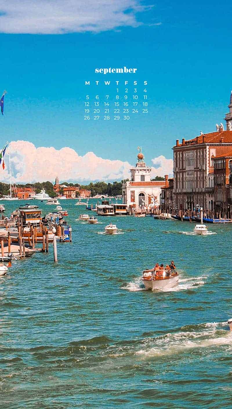 enice, Italy water and architecture shot September wallpapers – FREE calendars in Sunday & Monday starts + no-calendar designs. 55 beautiful options for desktop & smart phones!