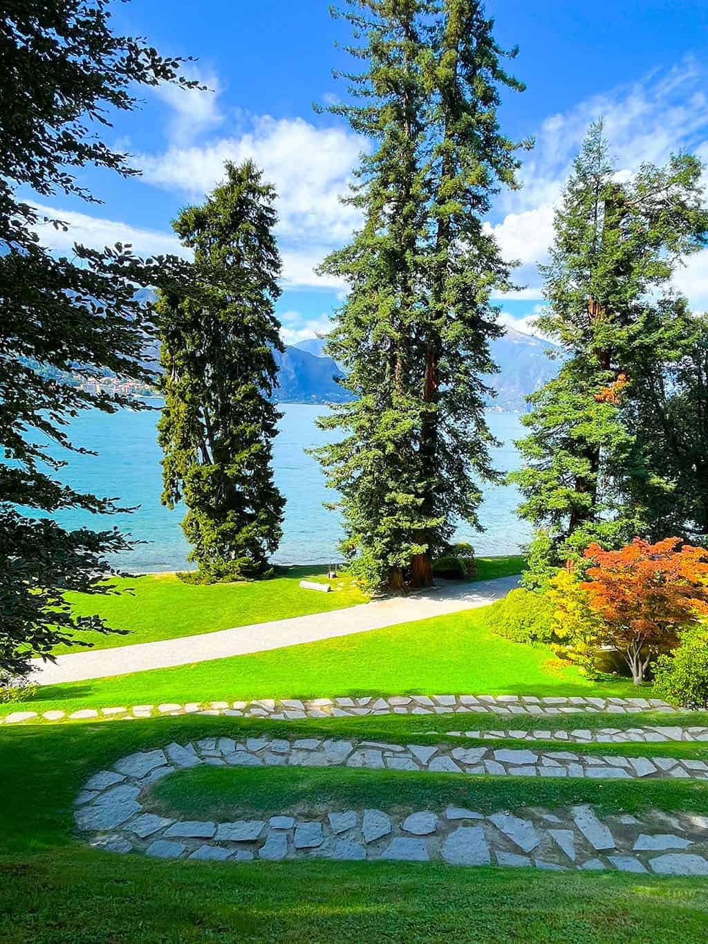 Giardini di Villa Melzi Bellagio, Lake Como Italy is a gorgeous postcard-like destination – a must-see. I'm breaking down all the details for a 2 day visit. 