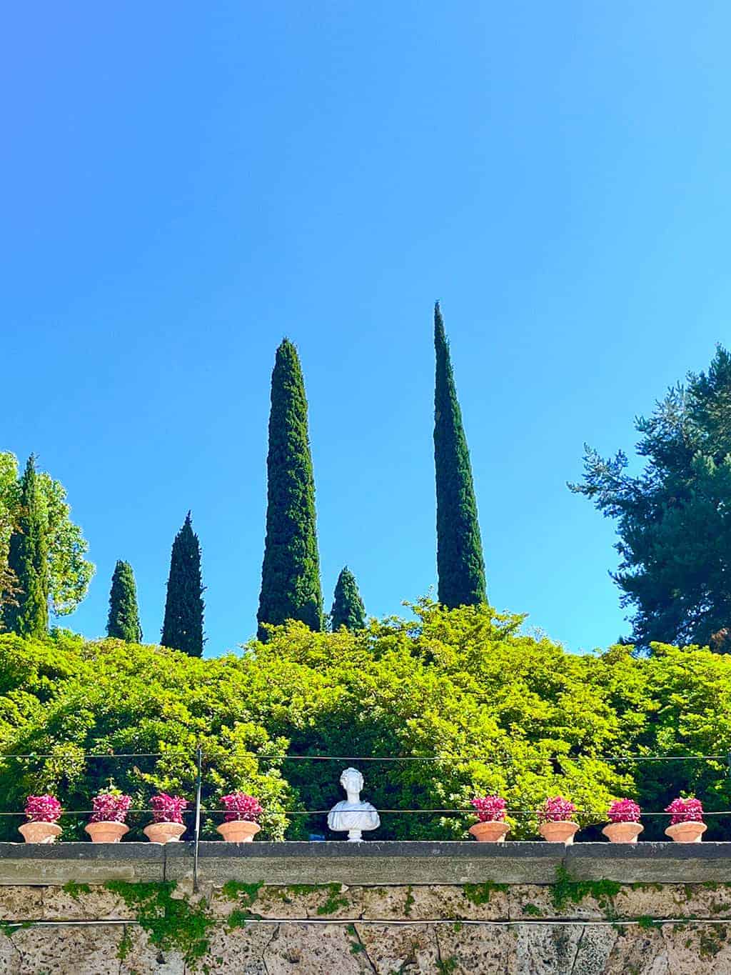 Giardini di Villa Melzi Bellagio, Lake Como Italy is a gorgeous postcard-like destination – a must-see. I'm breaking down all the details for a 2 day visit. 