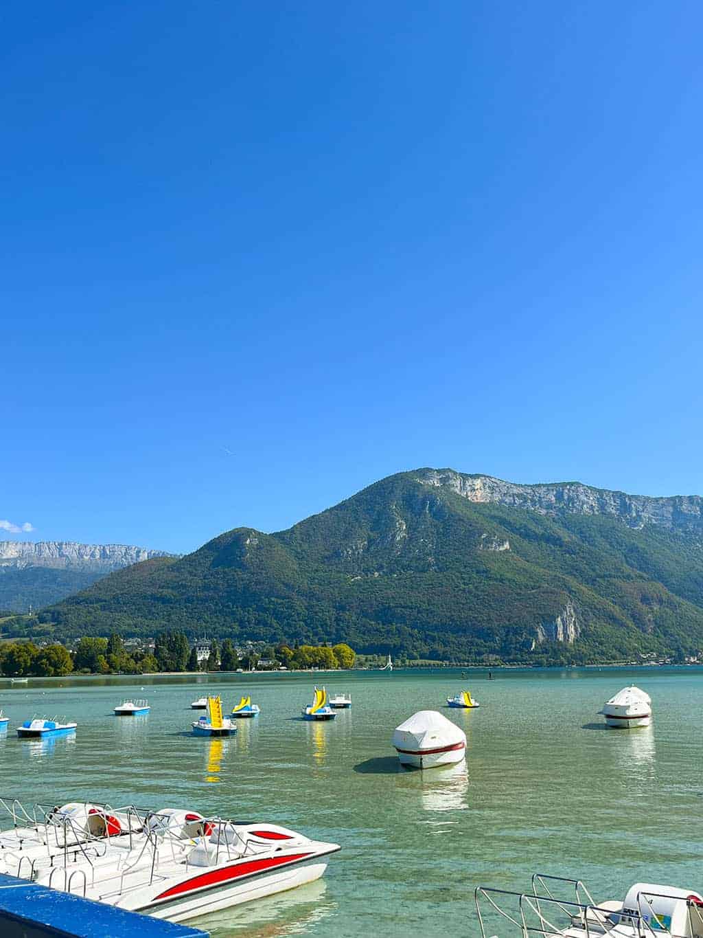 Day trip to Annecy France - Cobblestone streets, colorful architecture, and a stunning crystal blue lake - Lake Annecy