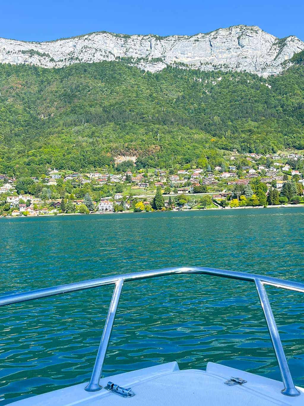 Renting an affordable boat in Annecy France on Lake Annecy