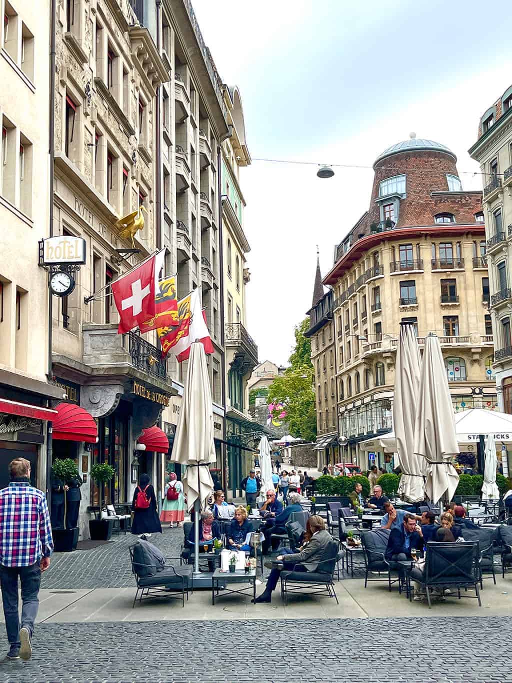 Geneva old town shopping area 