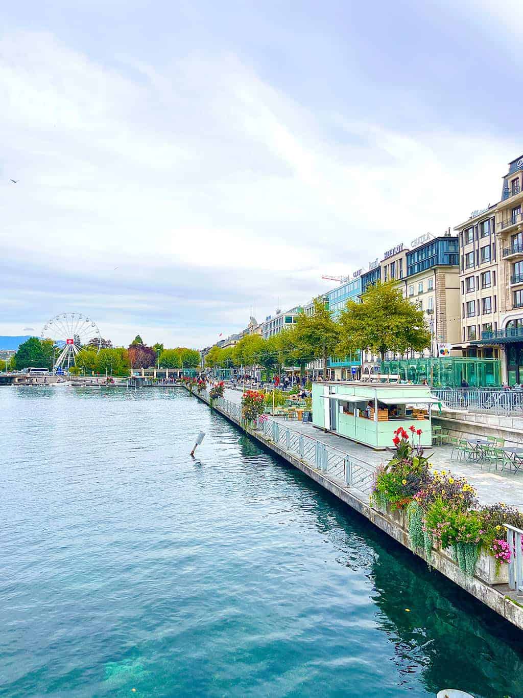 Geneva water front ferris wheel