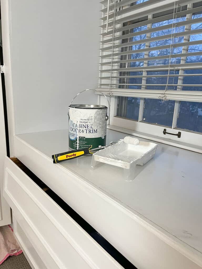 CLOSET ROOM REFRESH WITH DUTCH BOY PAINTS – AN AFFORDABLE DIY!, Oh So Lovely Blog