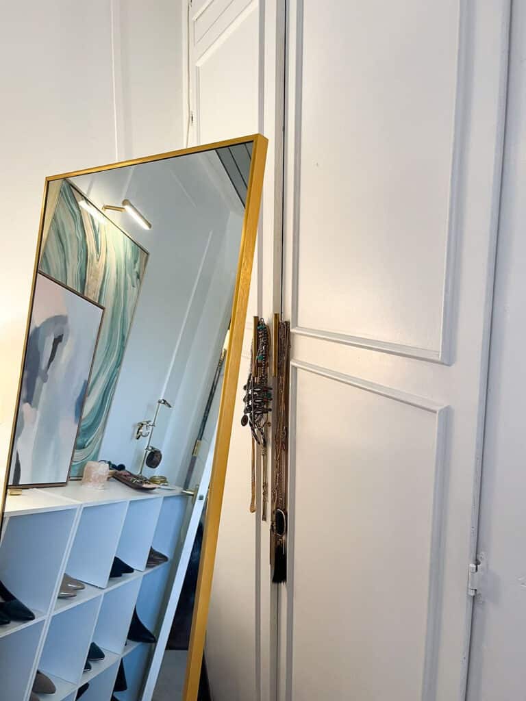 CLOSET ROOM REFRESH WITH DUTCH BOY PAINTS – AN AFFORDABLE DIY!, Oh So Lovely Blog