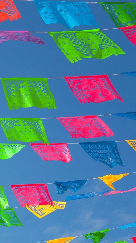HISPANIC HERITAGE MONTH WALLPAPERS – 48 FREE OPTIONS – SEPTEMBER 20231, Oh So Lovely Blog