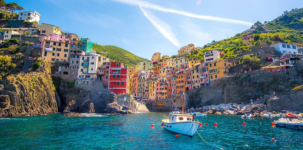 Travel Hacking – Learn How We Travel The World For (Nearly) FREE, Oh So Lovely Blog