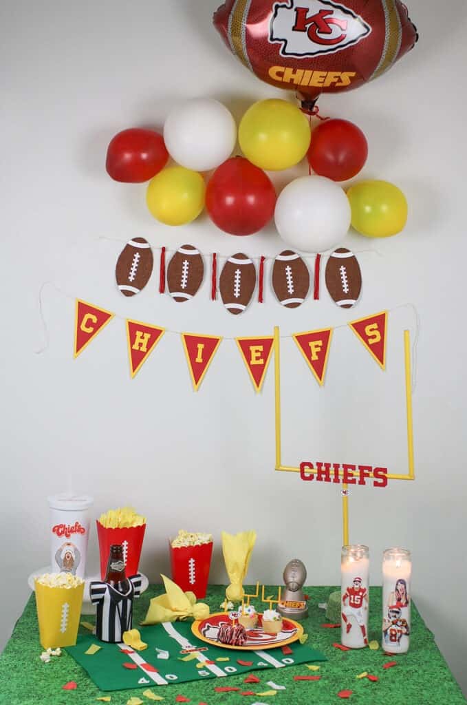 Super Bowl Decorations – DIY and Store Bought Ideas, Oh So Lovely Blog