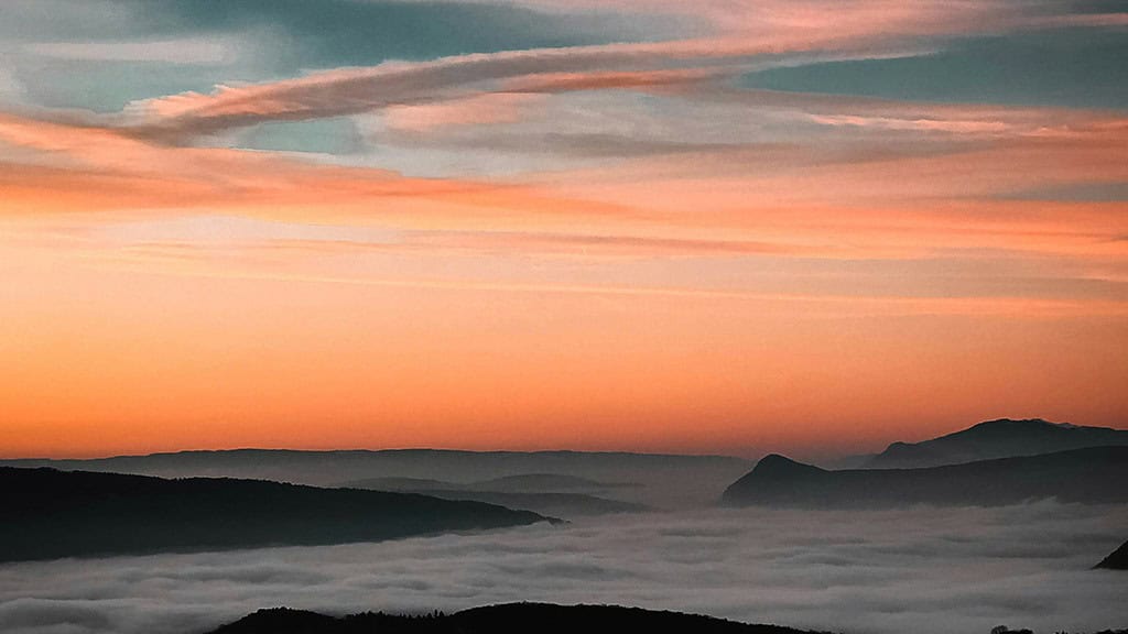 AUGUST 2024 WALLPAPERS – 54 FREE PHONE &amp; DESKTOP CALENDARS!, Oh So Lovely Blog