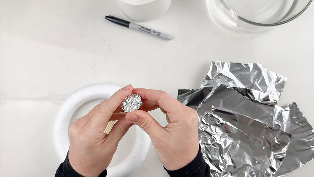 How to make DIY Ghost Lights, Oh So Lovely Blog