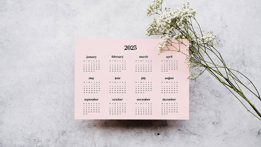 2025 Desktop Wallpapers – 55 Free &amp; Lovely Options!, Oh So Lovely Blog