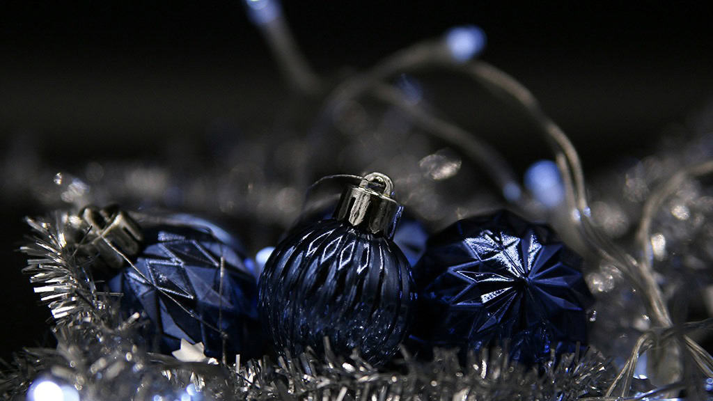 December 2024 Wallpapers – 79 Free Phone &amp; Desktop Calendars (+ Hanukkah &amp; Kwanzaa Options), Oh So Lovely Blog