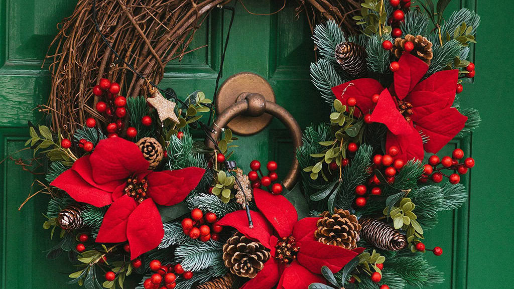 December 2024 Wallpapers – 79 Free Phone &amp; Desktop Calendars (+ Hanukkah &amp; Kwanzaa Options), Oh So Lovely Blog