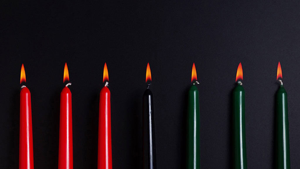 December 2024 Wallpapers – 79 Free Phone &amp; Desktop Calendars (+ Hanukkah &amp; Kwanzaa Options), Oh So Lovely Blog