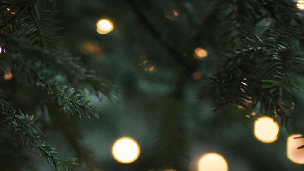 December 2024 Wallpapers – 79 Free Phone &amp; Desktop Calendars (+ Hanukkah &amp; Kwanzaa Options), Oh So Lovely Blog