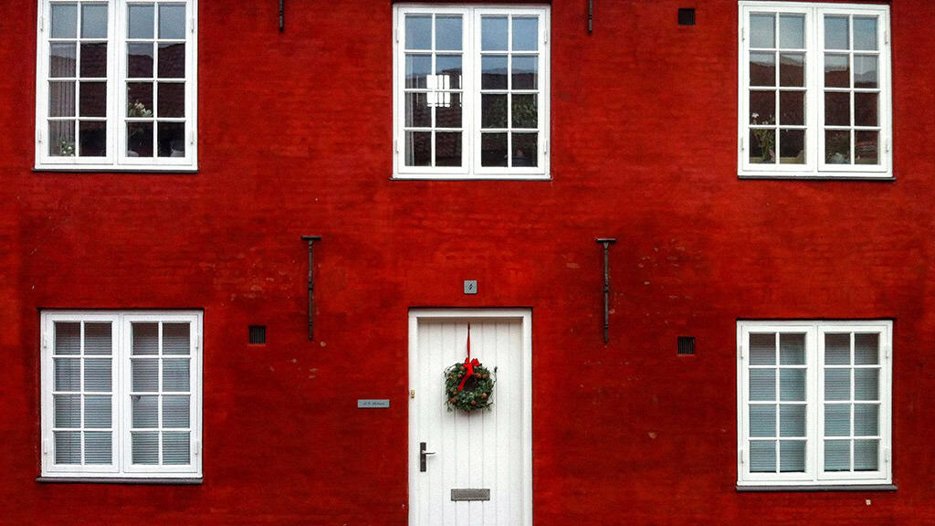 December 2024 Wallpapers – 79 Free Phone &amp; Desktop Calendars (+ Hanukkah &amp; Kwanzaa Options), Oh So Lovely Blog