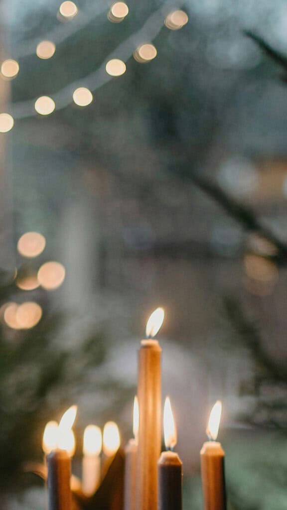 December 2024 Wallpapers – 79 Free Phone &amp; Desktop Calendars (+ Hanukkah &amp; Kwanzaa Options), Oh So Lovely Blog
