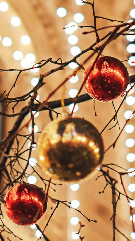 December 2024 Wallpapers – 79 Free Phone &amp; Desktop Calendars (+ Hanukkah &amp; Kwanzaa Options), Oh So Lovely Blog
