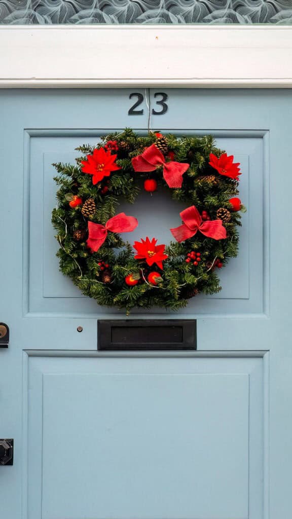 December 2024 Wallpapers – 79 Free Phone &amp; Desktop Calendars (+ Hanukkah &amp; Kwanzaa Options), Oh So Lovely Blog