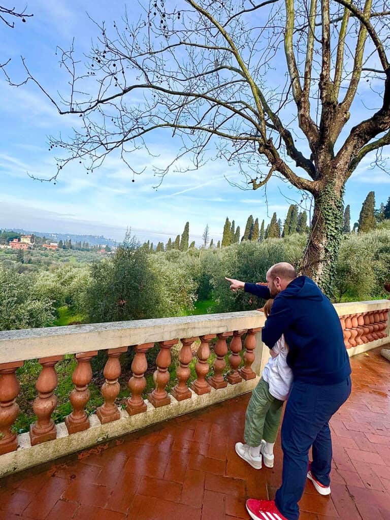 Travel Hacking – Learn How We Travel The World For (Nearly) FREE, Oh So Lovely Blog