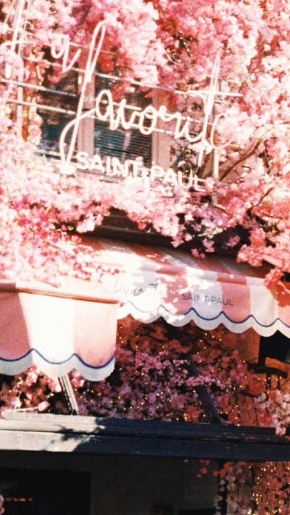MARCH 2025 WALLPAPERS – 55 FREE PHONE &amp; DESKTOP Options + Women&#8217;s History Month, Oh So Lovely Blog