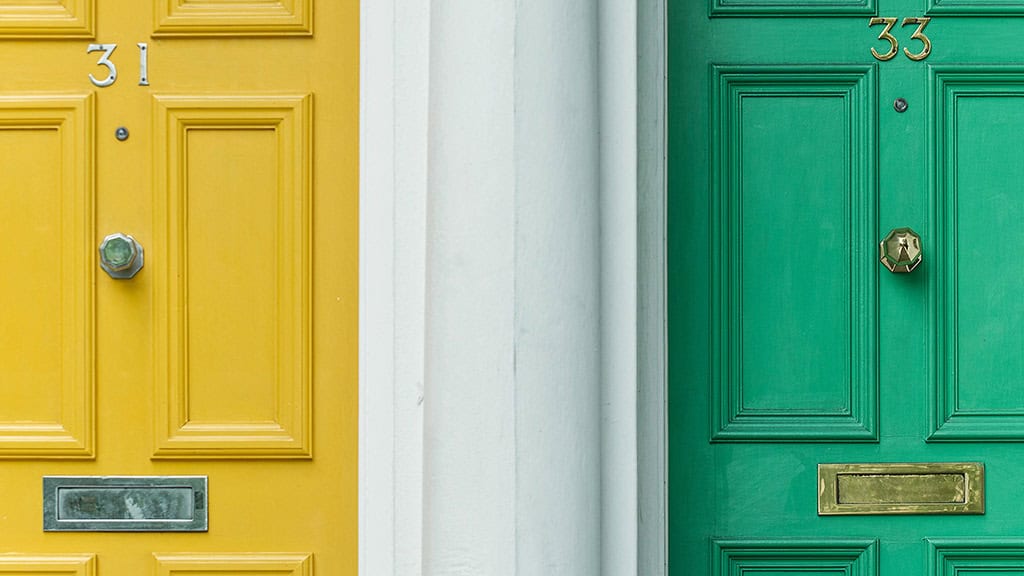 April 2025 Wallpapers – 40 Free Phone &#038; Desktop Calendars!, Oh So Lovely Blog