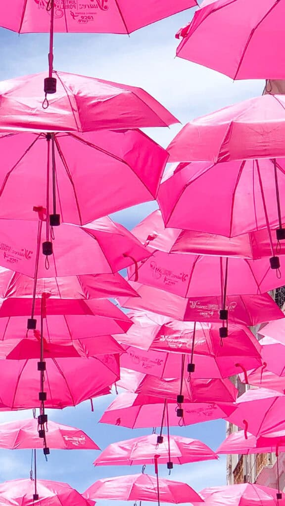 April 2025 Wallpapers – 40 Free Phone &#038; Desktop Calendars!, Oh So Lovely Blog
