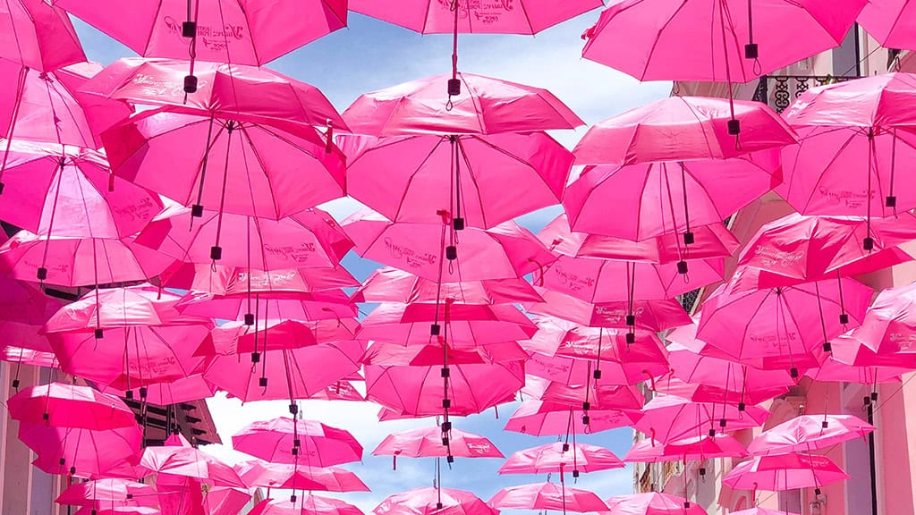 April 2025 Wallpapers – 40 Free Phone &#038; Desktop Calendars!, Oh So Lovely Blog
