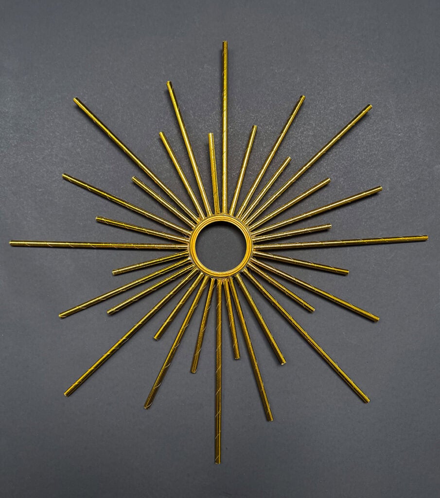 DIY Sunburst Art – Two Modern Styles, Oh So Lovely Blog