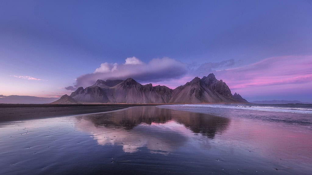 July 2025 Wallpapers – 50 Free Phone &amp; Desktop Calendars + Disability Pride, Oh So Lovely Blog