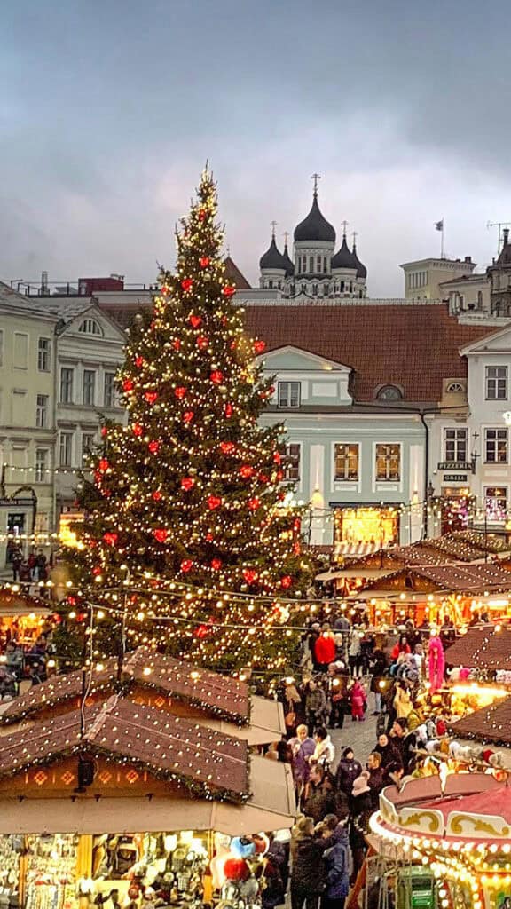 November 2025 Wallpapers – 56 Free Phone &amp; Desktop Calendars + Native American Heritage Month!, Oh So Lovely Blog