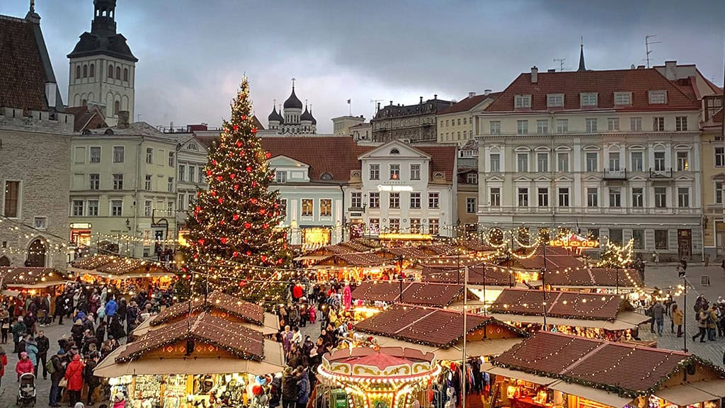 November 2025 Wallpapers – 56 Free Phone &amp; Desktop Calendars + Native American Heritage Month!, Oh So Lovely Blog